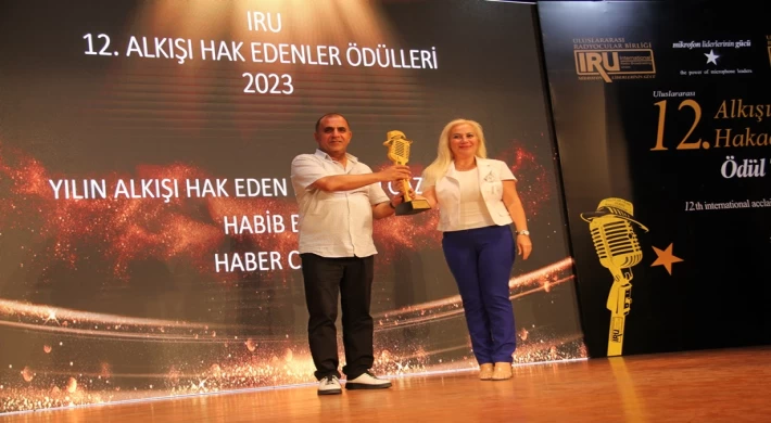 GAZETECİ HABİB BABAR ÖDÜLE DOYMUYOR