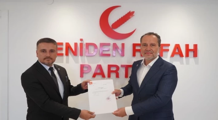 YENİDEN REFAH PARTİSİNDE BAYRAK DEĞİŞİMİ