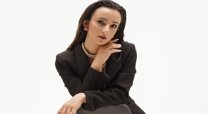 GÖZDE BULDAŞ'DAN HADİSE VE DERYA ULUĞ' A ÖZEL TEŞEKKÜR