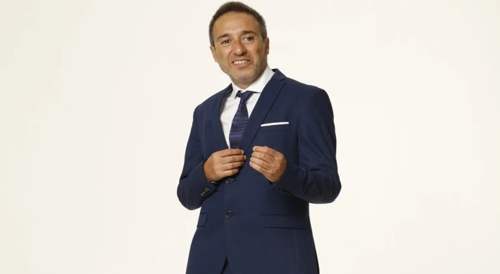 YAPAY ZEKA İLK KEZ TİYATRO SAHNESİNDE