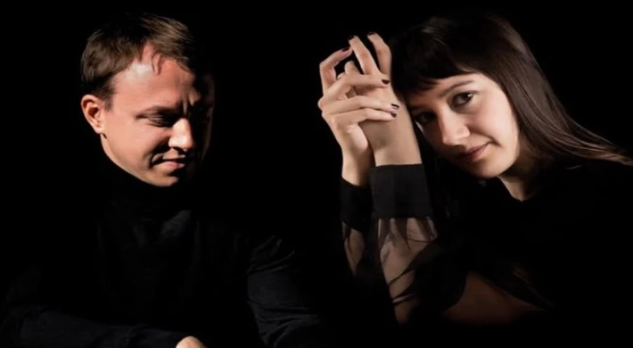 AŞKLA AKM’NİN YOLUNU TUTTULAR