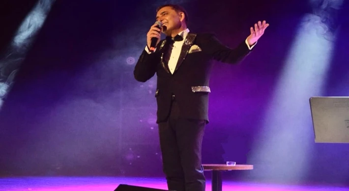 ZEKİ MÜREN 'E SAYGI KONSERİ