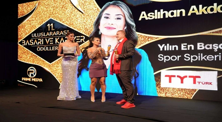 KALEMDEN KALEME UZANAN BİR GURUR GECESİ