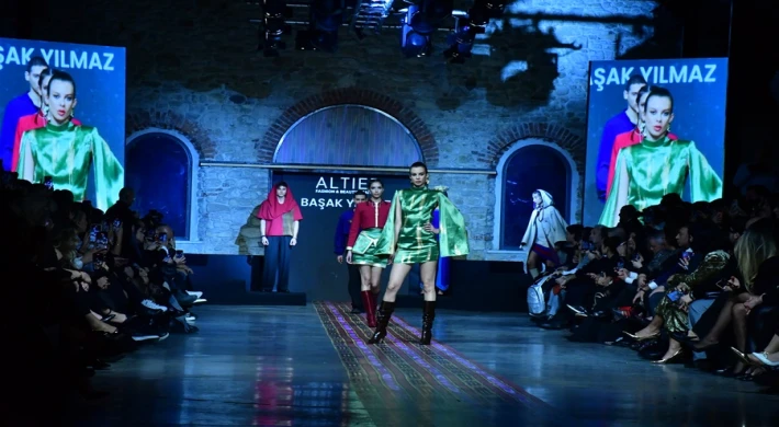 KRALİÇELER GECESİ