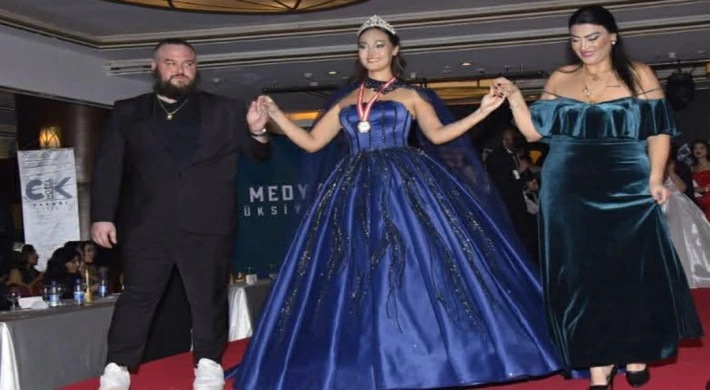 MİSS BEAUTY OF TURKEY 2025’TE İKİNCİ OLDU