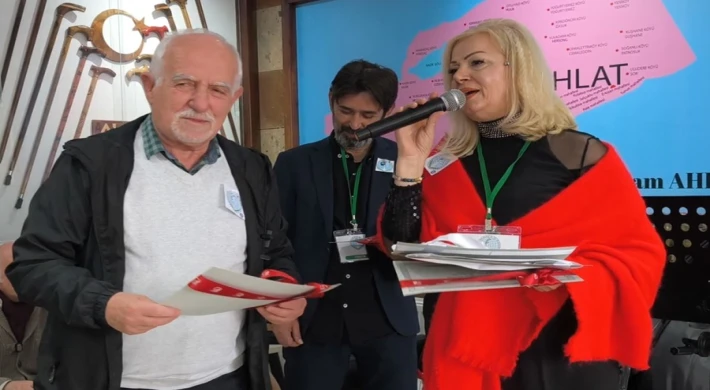 NESRİN AKKOÇ 7. KEZ BAŞKAN