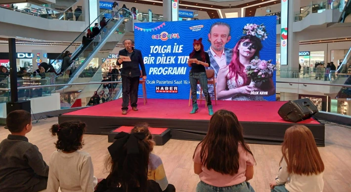 ÜNLÜ İSİMLER ÖĞRENCİLERLE BULUŞTU