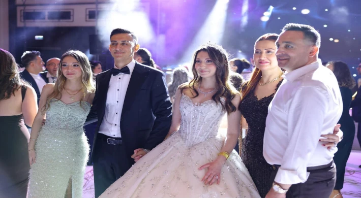 EMİR SÖNMEZ VE ÜLKEM KARAOT GÖRKEMLİ BİR DÜĞÜNLE EVLENDİ
