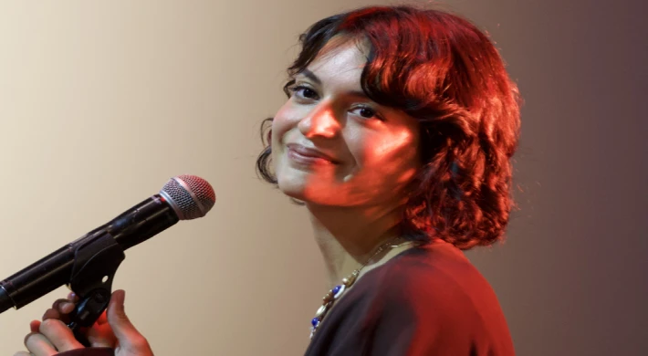SENA ŞAHİN’DEN MÜZİKLE DOLU BİR GECE
