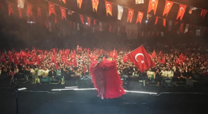 GÖKSEL'DEN COŞKU DOLU HEYECAN VERİCİ BİR KONSER