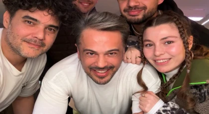 EMRE ALTUĞ EKİBİ İLE 22 MUSİC ENTERTAİNMENT KAYIT STÜDYOSUNDA