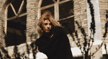 AYE’DEN YENİ SİNGLE