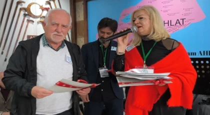 NESRİN AKKOÇ 7. KEZ BAŞKAN