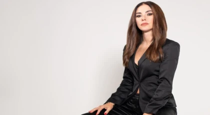 SEZEN AKSU'DAN DEFNE SAMYELİ'NE ÖZEL ŞARKI