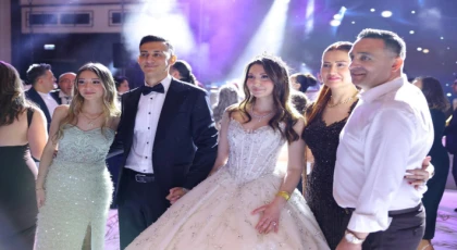 EMİR SÖNMEZ VE ÜLKEM KARAOT GÖRKEMLİ BİR DÜĞÜNLE EVLENDİ