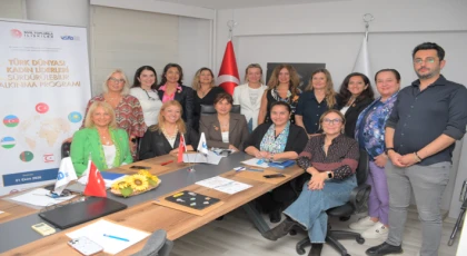 İZMİR, TÜRK DÜNYASININ KADIN LİDERLERİNE EV SAHİPLİĞİ YAPACAK