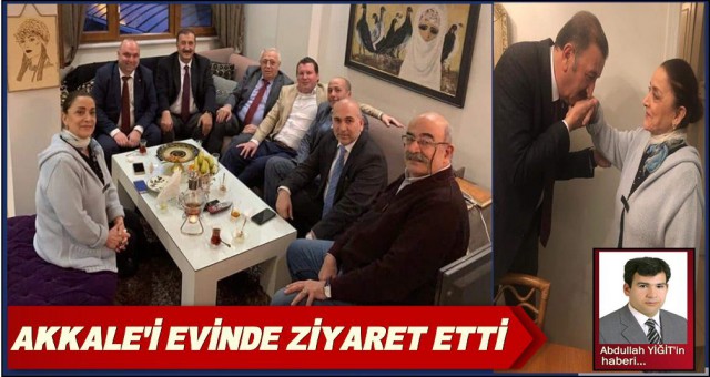 ELİ ÖPÜLESİ SANATÇILAR VAR