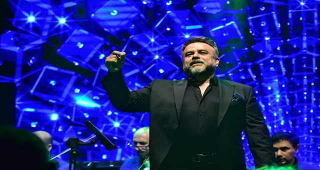 BÜLENT SERTTAŞ'TAN SEZEN AKSU ŞARKILARI